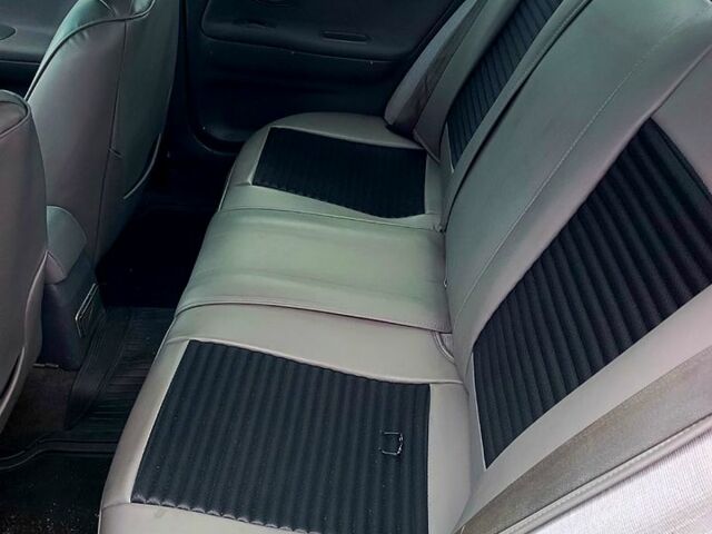 Зелений Міцубісі Міраж, об'ємом двигуна 1.6 л та пробігом 340 тис. км за 2850 $, фото 6 на Automoto.ua