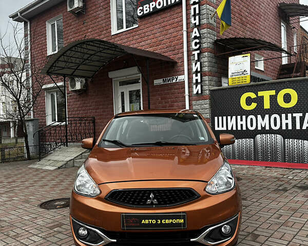 Помаранчевий Міцубісі Міраж, об'ємом двигуна 1.2 л та пробігом 110 тис. км за 6800 $, фото 1 на Automoto.ua