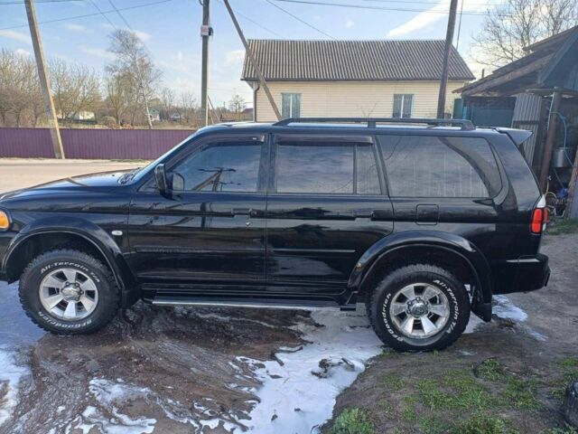 Мицубиси Монтеро 2006 в Коропе на Automoto.ua Черный Мицубиси Монтеро, объемом двигателя 3 л и пробегом 100 тыс. км за 11000 $, фото 1 на Automoto.ua