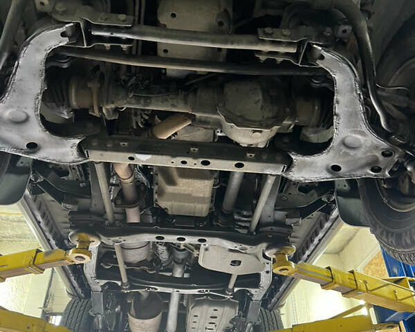 Серый Мицубиси Натива, объемом двигателя 3 л и пробегом 75 тыс. км за 11999 $, фото 45 на Automoto.ua