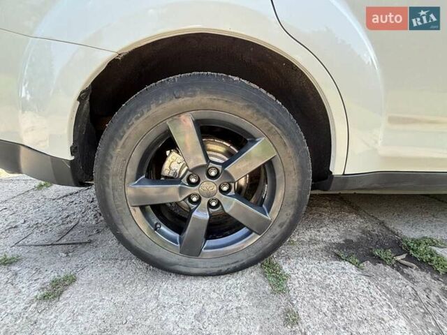 Білий Міцубісі Аутлендер ХЛ, об'ємом двигуна 3 л та пробігом 148 тис. км за 9900 $, фото 31 на Automoto.ua