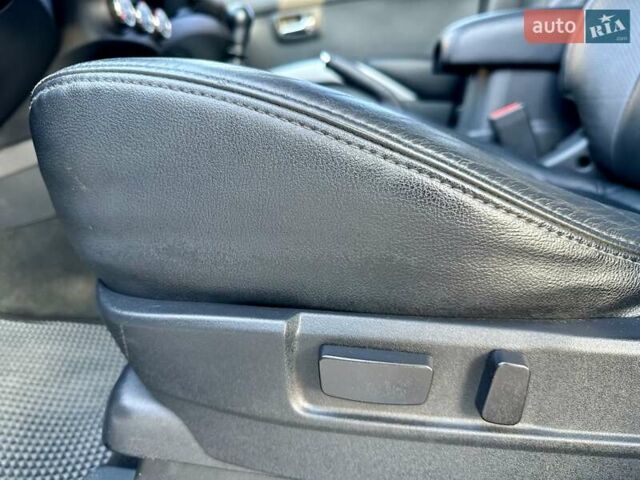 Мицубиси Аутлендер ХЛ 2011 в Виннице на Automoto.ua Белый Мицубиси Аутлендер ХЛ, объемом двигателя 2 л и пробегом 225 тыс. км за 10999 $, фото 36 на Automoto.ua
