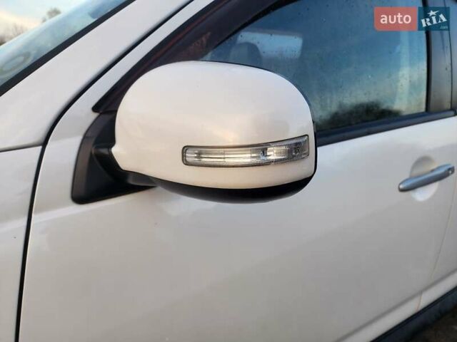 Білий Міцубісі Аутлендер ХЛ, об'ємом двигуна 2.36 л та пробігом 124 тис. км за 11300 $, фото 10 на Automoto.ua