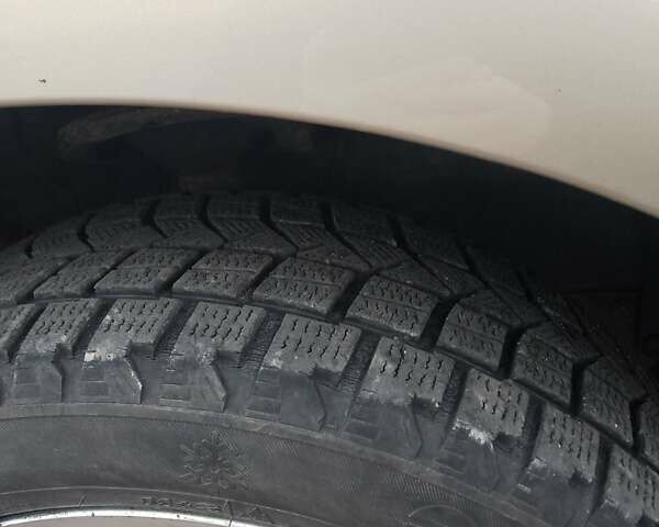 Міцубісі Аутлендер ХЛ 2007 у Трускавце на Automoto.ua Бежевий Міцубісі Аутлендер ХЛ, об'ємом двигуна 2.36 л та пробігом 202 тис. км за 8199 $, фото 2 на Automoto.ua