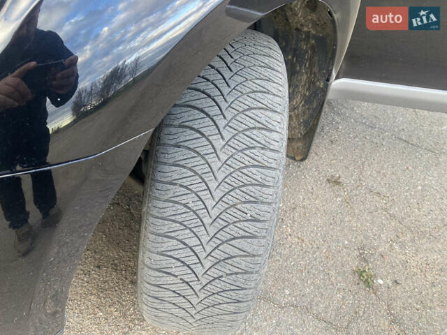 Черный Мицубиси Аутлендер ХЛ, объемом двигателя 1.97 л и пробегом 207 тыс. км за 8200 $, фото 13 на Automoto.ua