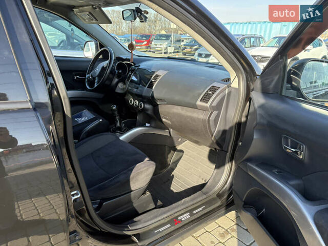 Черный Мицубиси Аутлендер ХЛ, объемом двигателя 2 л и пробегом 264 тыс. км за 7950 $, фото 10 на Automoto.ua