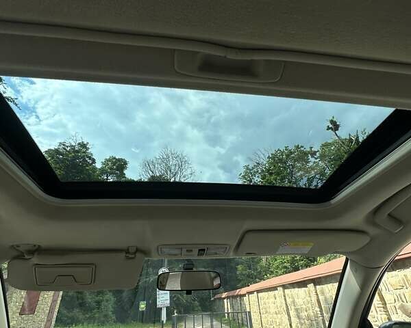 Чорний Міцубісі Аутлендер ХЛ, об'ємом двигуна 3 л та пробігом 264 тис. км за 9500 $, фото 13 на Automoto.ua