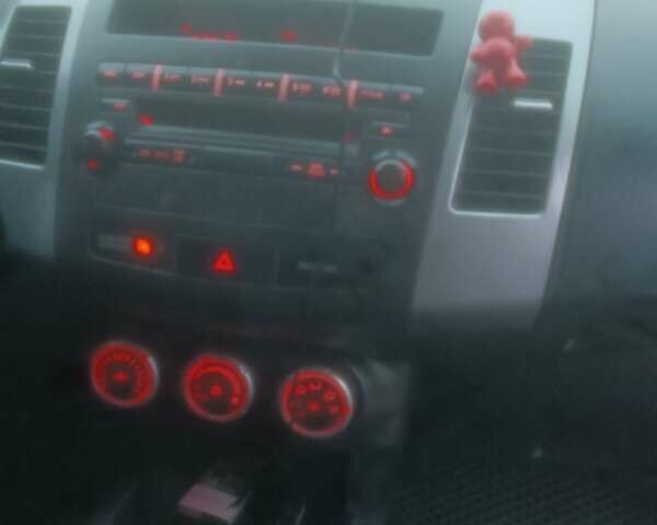 Черный Мицубиси Аутлендер ХЛ, объемом двигателя 2.36 л и пробегом 270 тыс. км за 9200 $, фото 31 на Automoto.ua