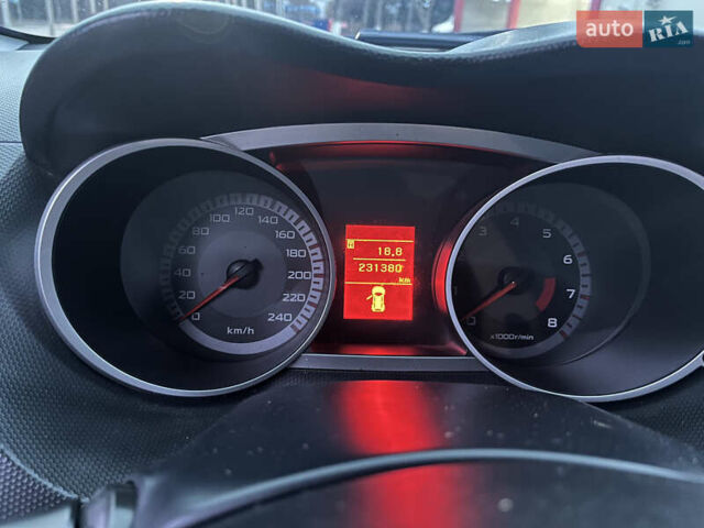 Чорний Міцубісі Аутлендер ХЛ, об'ємом двигуна 2.36 л та пробігом 230 тис. км за 9400 $, фото 12 на Automoto.ua