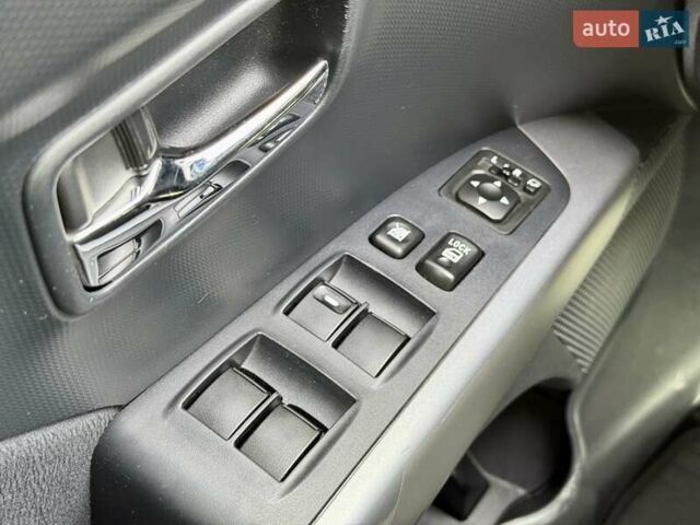 Чорний Міцубісі Аутлендер ХЛ, об'ємом двигуна 2.4 л та пробігом 104 тис. км за 10800 $, фото 22 на Automoto.ua