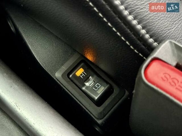 Черный Мицубиси Аутлендер ХЛ, объемом двигателя 3 л и пробегом 214 тыс. км за 9500 $, фото 20 на Automoto.ua