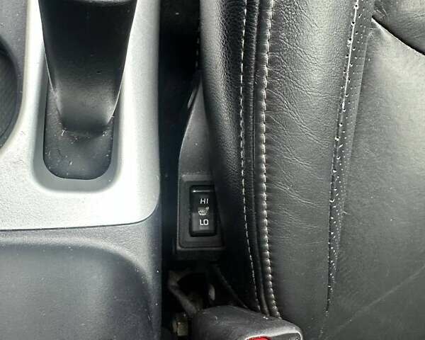 Черный Мицубиси Аутлендер ХЛ, объемом двигателя 2.36 л и пробегом 250 тыс. км за 10000 $, фото 27 на Automoto.ua