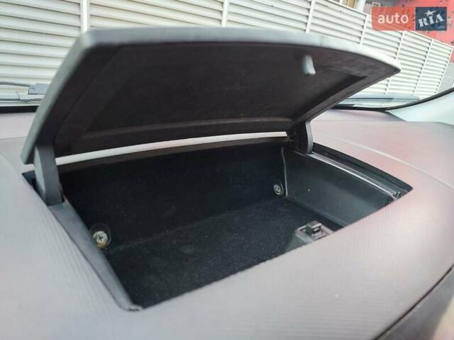 Чорний Міцубісі Аутлендер ХЛ, об'ємом двигуна 2.4 л та пробігом 181 тис. км за 8990 $, фото 22 на Automoto.ua