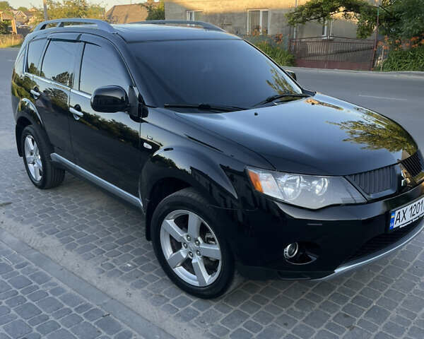 Черный Мицубиси Аутлендер ХЛ, объемом двигателя 2.99 л и пробегом 153 тыс. км за 10800 $, фото 27 на Automoto.ua