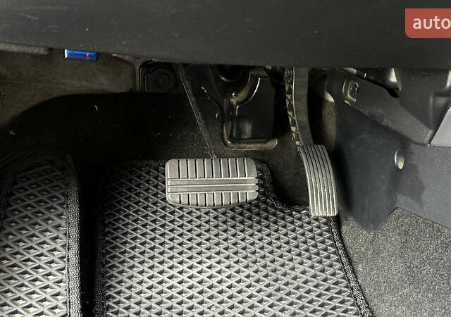 Черный Мицубиси Аутлендер ХЛ, объемом двигателя 2.4 л и пробегом 212 тыс. км за 9350 $, фото 23 на Automoto.ua