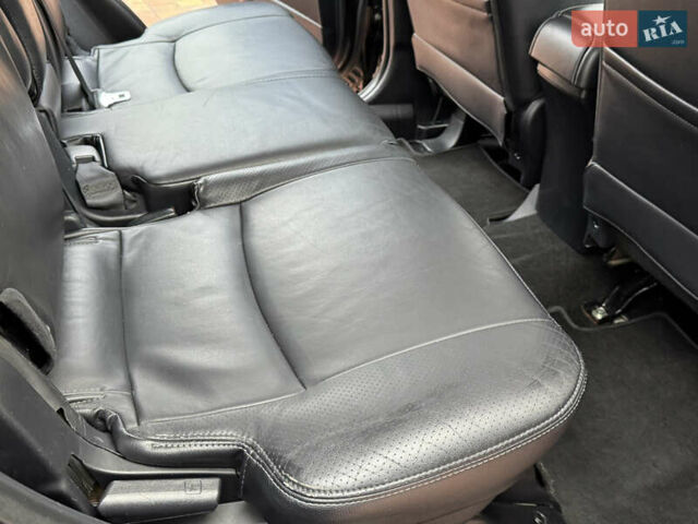 Черный Мицубиси Аутлендер ХЛ, объемом двигателя 3 л и пробегом 154 тыс. км за 8900 $, фото 16 на Automoto.ua
