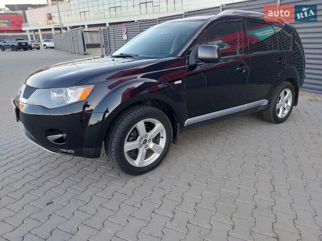 Чорний Міцубісі Аутлендер ХЛ, об'ємом двигуна 2.4 л та пробігом 181 тис. км за 8990 $, фото 5 на Automoto.ua