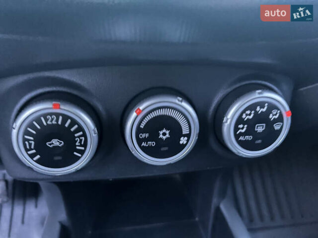 Чорний Міцубісі Аутлендер ХЛ, об'ємом двигуна 2.36 л та пробігом 230 тис. км за 9400 $, фото 11 на Automoto.ua