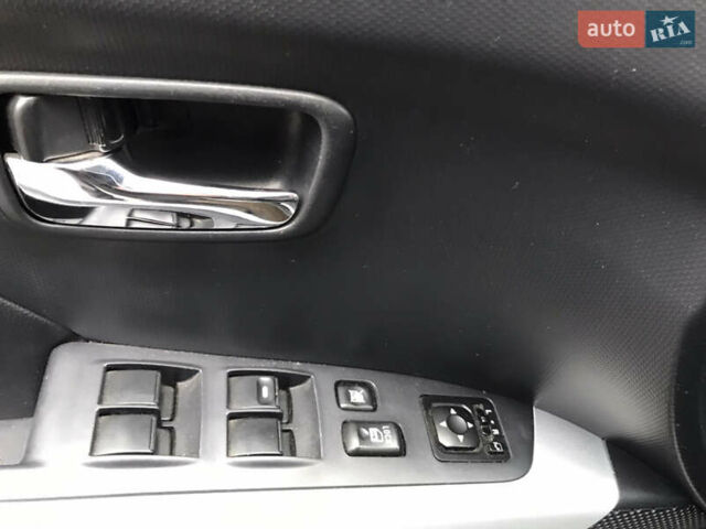 Чорний Міцубісі Аутлендер ХЛ, об'ємом двигуна 2 л та пробігом 306 тис. км за 9799 $, фото 25 на Automoto.ua