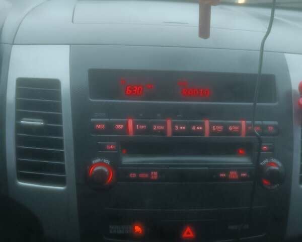 Черный Мицубиси Аутлендер ХЛ, объемом двигателя 2.36 л и пробегом 270 тыс. км за 9200 $, фото 15 на Automoto.ua