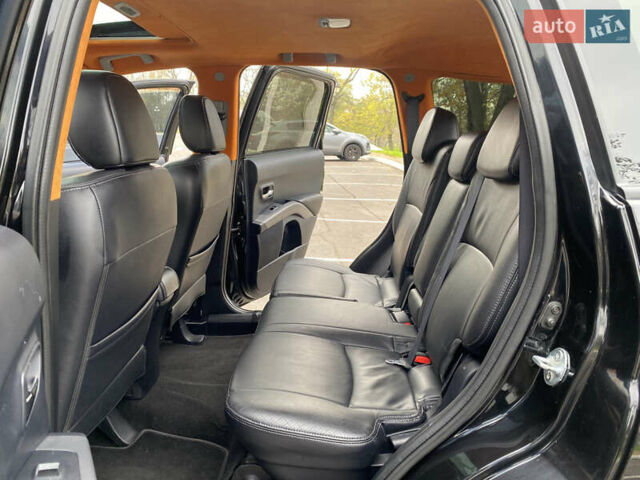 Черный Мицубиси Аутлендер ХЛ, объемом двигателя 3 л и пробегом 154 тыс. км за 8900 $, фото 24 на Automoto.ua