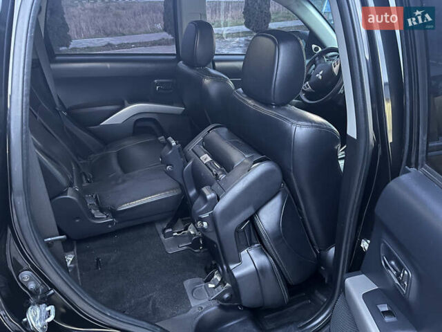 Чорний Міцубісі Аутлендер ХЛ, об'ємом двигуна 2.36 л та пробігом 230 тис. км за 9400 $, фото 17 на Automoto.ua