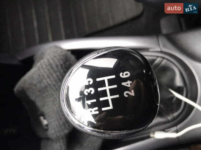 Чорний Міцубісі Аутлендер ХЛ, об'ємом двигуна 2 л та пробігом 306 тис. км за 9799 $, фото 27 на Automoto.ua