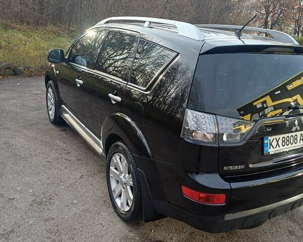 Чорний Міцубісі Аутлендер ХЛ, об'ємом двигуна 2.36 л та пробігом 117 тис. км за 11500 $, фото 4 на Automoto.ua