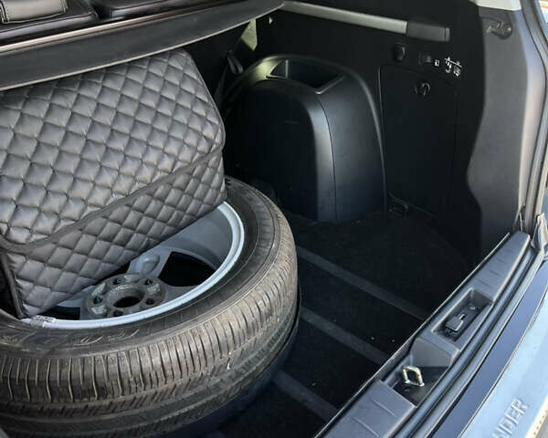 Черный Мицубиси Аутлендер ХЛ, объемом двигателя 2.99 л и пробегом 153 тыс. км за 10800 $, фото 9 на Automoto.ua