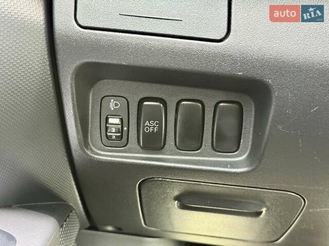 Чорний Міцубісі Аутлендер ХЛ, об'ємом двигуна 2.4 л та пробігом 104 тис. км за 10800 $, фото 21 на Automoto.ua