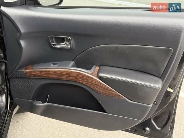 Черный Мицубиси Аутлендер ХЛ, объемом двигателя 2.36 л и пробегом 175 тыс. км за 9700 $, фото 15 на Automoto.ua