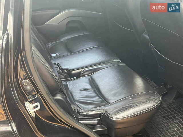 Черный Мицубиси Аутлендер ХЛ, объемом двигателя 3 л и пробегом 285 тыс. км за 9590 $, фото 22 на Automoto.ua