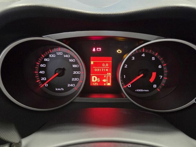 Черный Мицубиси Аутлендер ХЛ, объемом двигателя 2.4 л и пробегом 31 тыс. км за 15000 $, фото 15 на Automoto.ua