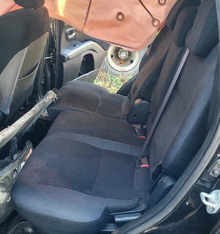 Черный Мицубиси Аутлендер ХЛ, объемом двигателя 2 л и пробегом 200 тыс. км за 2450 $, фото 6 на Automoto.ua