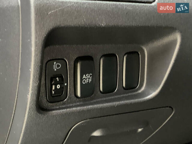 Черный Мицубиси Аутлендер ХЛ, объемом двигателя 2.4 л и пробегом 175 тыс. км за 10499 $, фото 41 на Automoto.ua