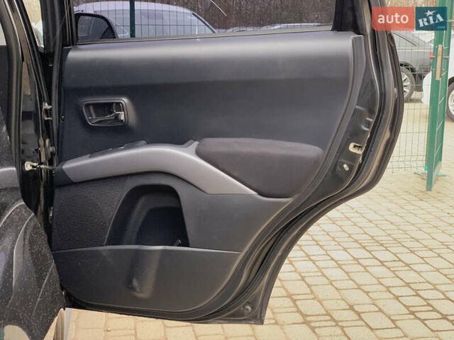 Черный Мицубиси Аутлендер ХЛ, объемом двигателя 2.4 л и пробегом 175 тыс. км за 10499 $, фото 29 на Automoto.ua