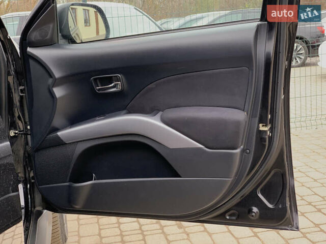 Черный Мицубиси Аутлендер ХЛ, объемом двигателя 2.4 л и пробегом 175 тыс. км за 10499 $, фото 31 на Automoto.ua