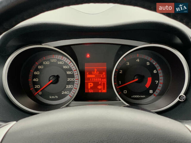 Черный Мицубиси Аутлендер ХЛ, объемом двигателя 2.4 л и пробегом 175 тыс. км за 10499 $, фото 46 на Automoto.ua