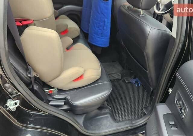 Мицубиси Аутлендер ХЛ 2010 в Днепре (Днепропетровске) на Automoto.ua Черный Мицубиси Аутлендер ХЛ, объемом двигателя 2.3 л и пробегом 193 тыс. км за 14999 $, фото 15 на Automoto.ua