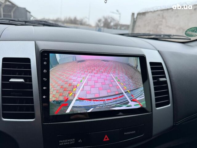 Чорний Міцубісі Аутлендер ХЛ, об'ємом двигуна 2.2 л та пробігом 253 тис. км за 12490 $, фото 25 на Automoto.ua