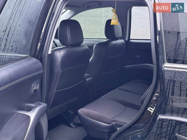 Чорний Міцубісі Аутлендер ХЛ, об'ємом двигуна 2.18 л та пробігом 253 тис. км за 12490 $, фото 10 на Automoto.ua