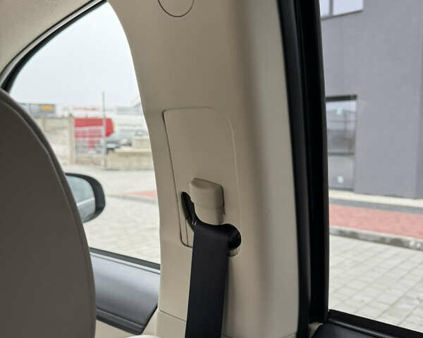 Чорний Міцубісі Аутлендер ХЛ, об'ємом двигуна 2.2 л та пробігом 155 тис. км за 12299 $, фото 59 на Automoto.ua