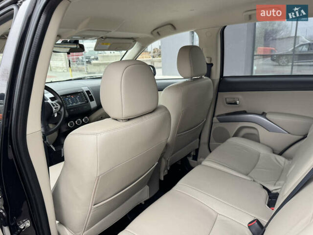 Чорний Міцубісі Аутлендер ХЛ, об'ємом двигуна 2.2 л та пробігом 155 тис. км за 12299 $, фото 51 на Automoto.ua