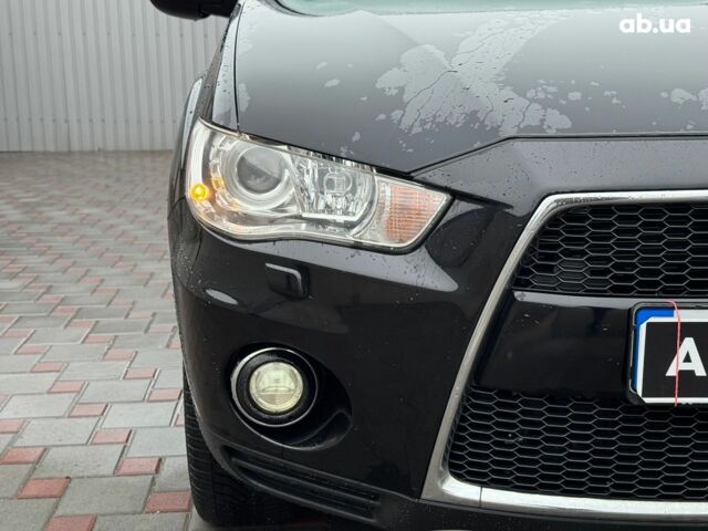 Чорний Міцубісі Аутлендер ХЛ, об'ємом двигуна 2.2 л та пробігом 253 тис. км за 12490 $, фото 7 на Automoto.ua