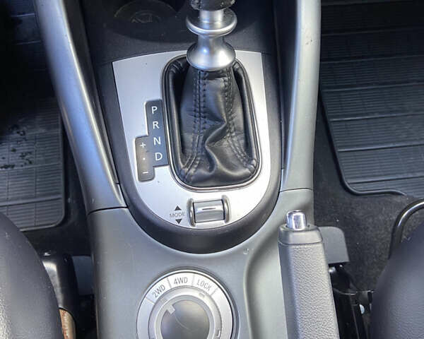 Черный Мицубиси Аутлендер ХЛ, объемом двигателя 2.2 л и пробегом 138 тыс. км за 12250 $, фото 16 на Automoto.ua