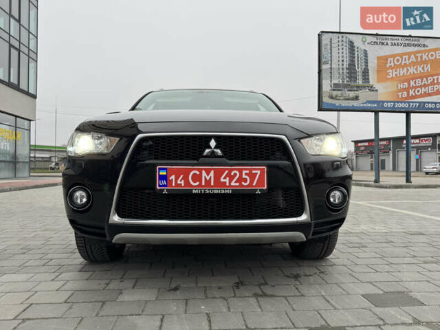 Чорний Міцубісі Аутлендер ХЛ, об'ємом двигуна 2.2 л та пробігом 155 тис. км за 12299 $, фото 10 на Automoto.ua