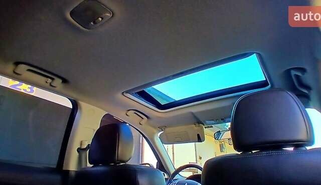 Черный Мицубиси Аутлендер ХЛ, объемом двигателя 2.3 л и пробегом 190 тыс. км за 12500 $, фото 10 на Automoto.ua