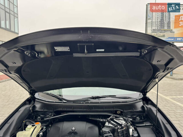 Чорний Міцубісі Аутлендер ХЛ, об'ємом двигуна 2.2 л та пробігом 155 тис. км за 12299 $, фото 91 на Automoto.ua