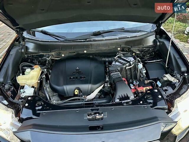 Черный Мицубиси Аутлендер ХЛ, объемом двигателя 2.2 л и пробегом 232 тыс. км за 11700 $, фото 43 на Automoto.ua