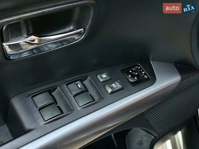 Черный Мицубиси Аутлендер ХЛ, объемом двигателя 2.2 л и пробегом 232 тыс. км за 11700 $, фото 12 на Automoto.ua